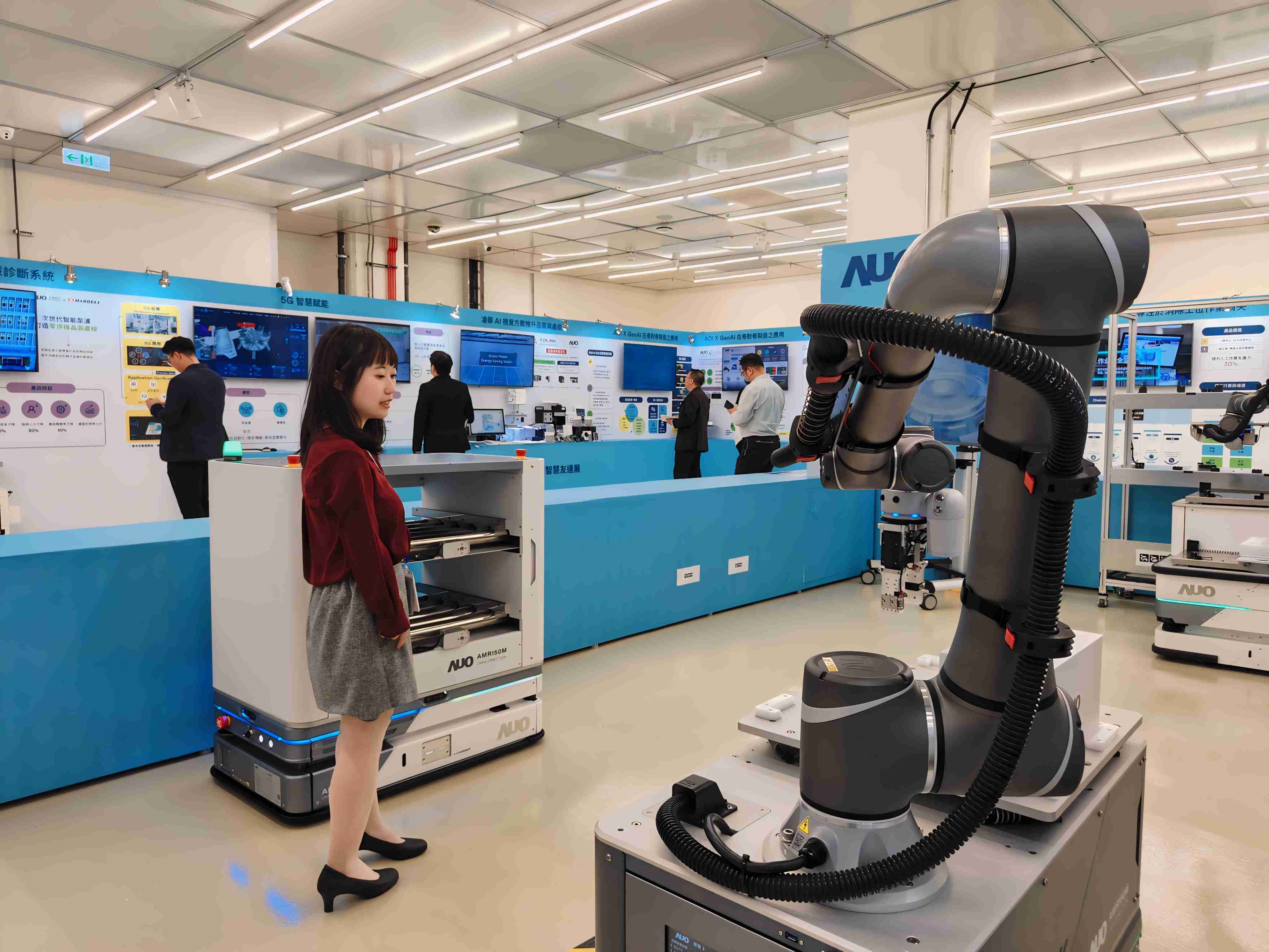 2024智能蓝狮在线展邀集生态圈伙伴共同参展，，从数字应用、、净零减碳到能源发展，，，创造全方位永续商机，，，携手生态圈伙伴迈向永续未来